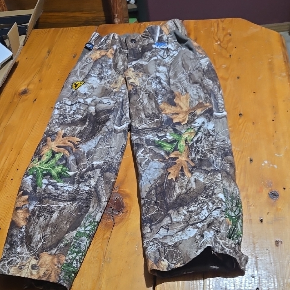 Kids Scent Blocker Sz M Rain Blocker Camouflage Hunting Pants
